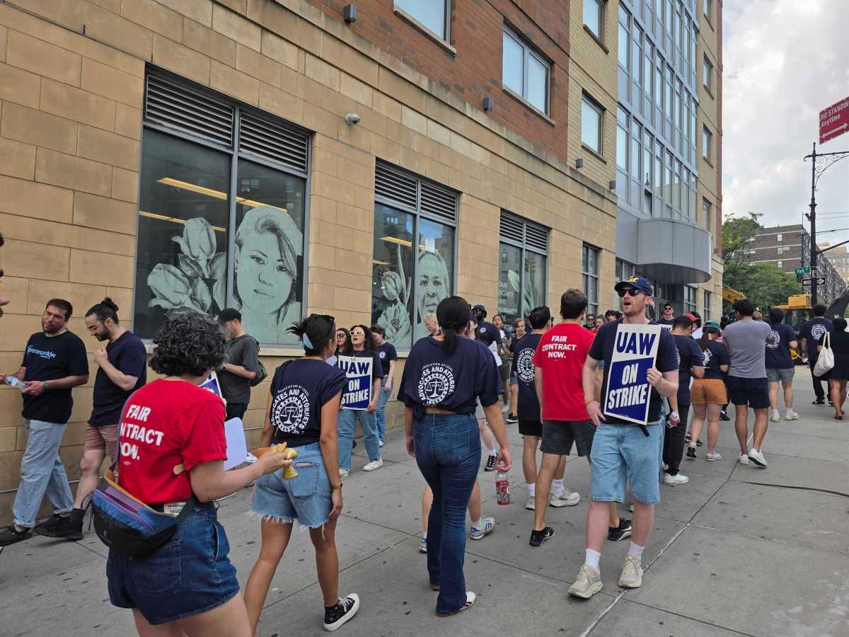 Bronx Defenders union walks off the job, joining ongoing strike of attorneys who represent court clients that can’t afford to pay