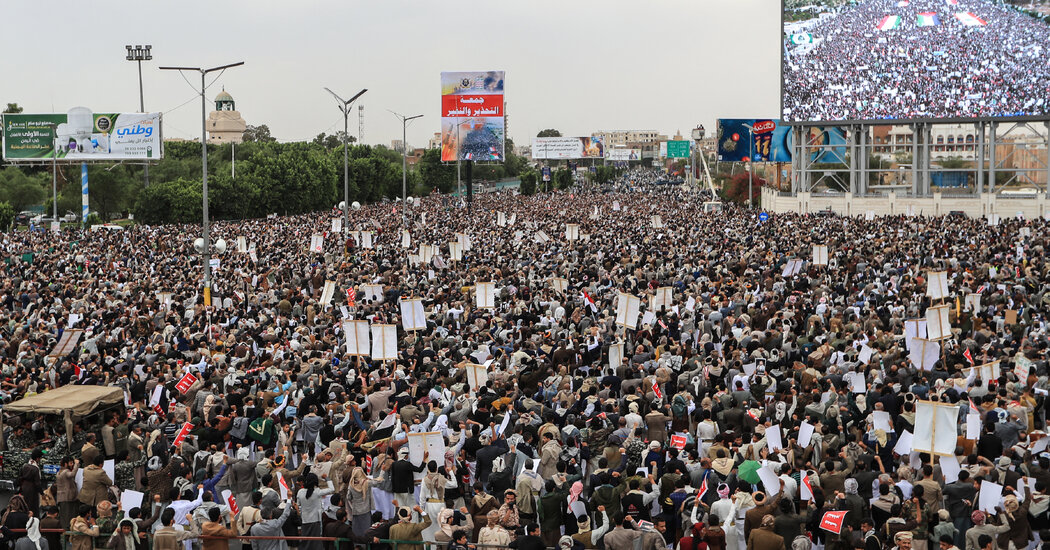 Iran War Live Updates: U.S. and Iran Trade Attacks, After Killing of U.S. Soldiers