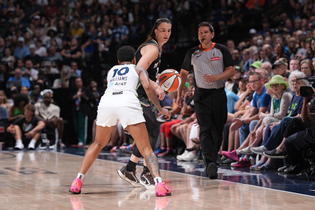 Sabrina Ionescu #20 of the New York Liberty handles the ball during the game against the Minnesota Lynx on July 11, 2026 at Target Center in Minneapolis, Minnesota.