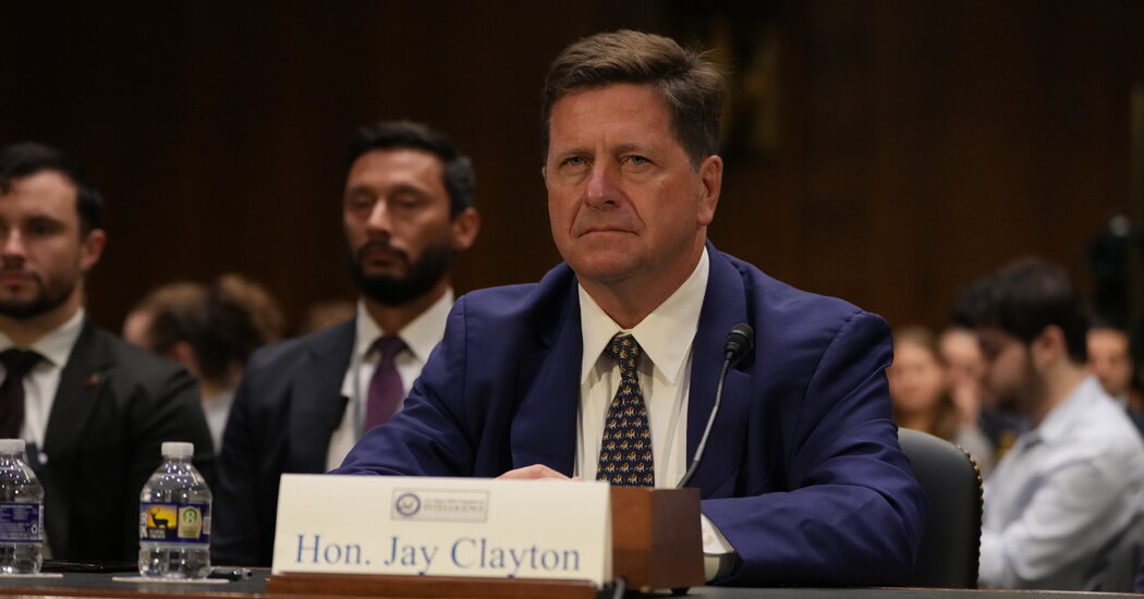 In Rush to Track Down Air Force One Leaks, DOJ Reversed Its Own Process