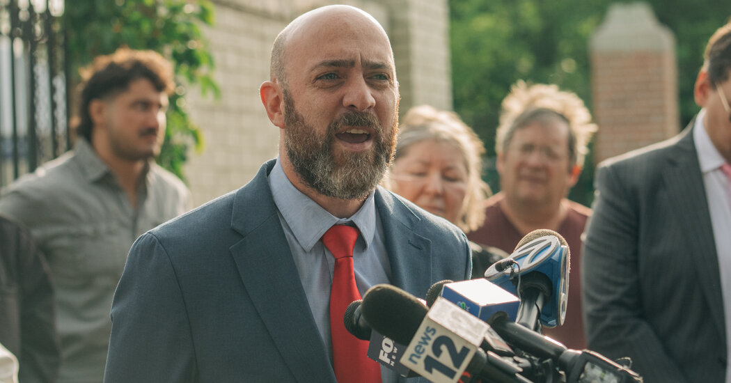 Queens State Assembly Candidate Charged With Forgery for A.I. Use