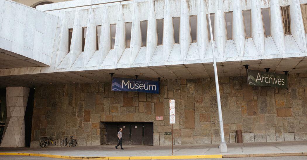 New York Museum Misused $597,000 in Federal Funds, Investigators Say