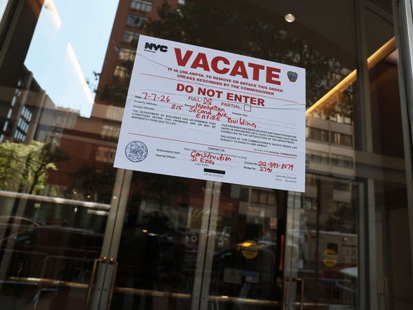 A vacate notice 