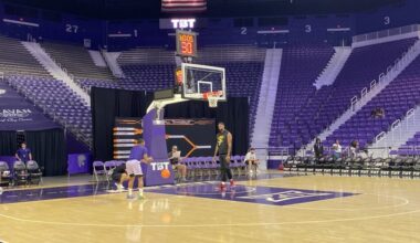 K-State, KU alumni teams tip off best-of-three TBT series Tuesday night in Manhattan