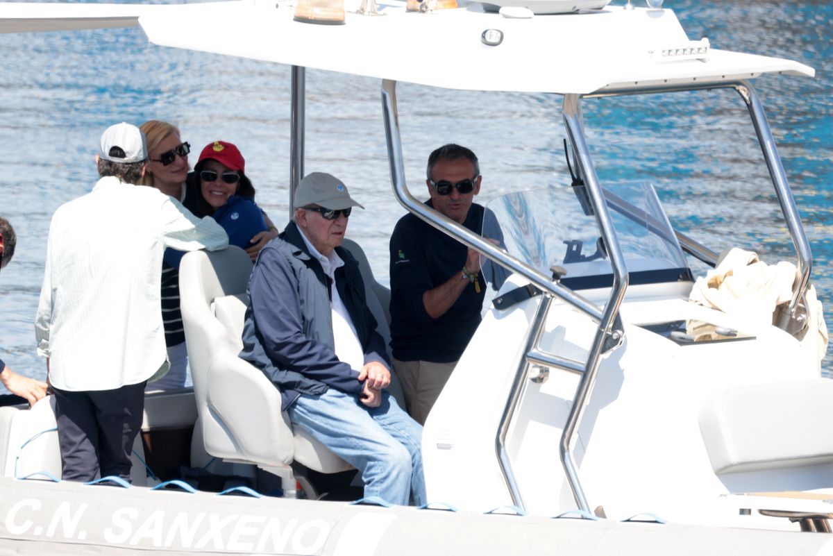 King Juan Carlos I returned to Marivent for the first time since 2018 during a brief visit to Mallorca before departing for Sardinia.