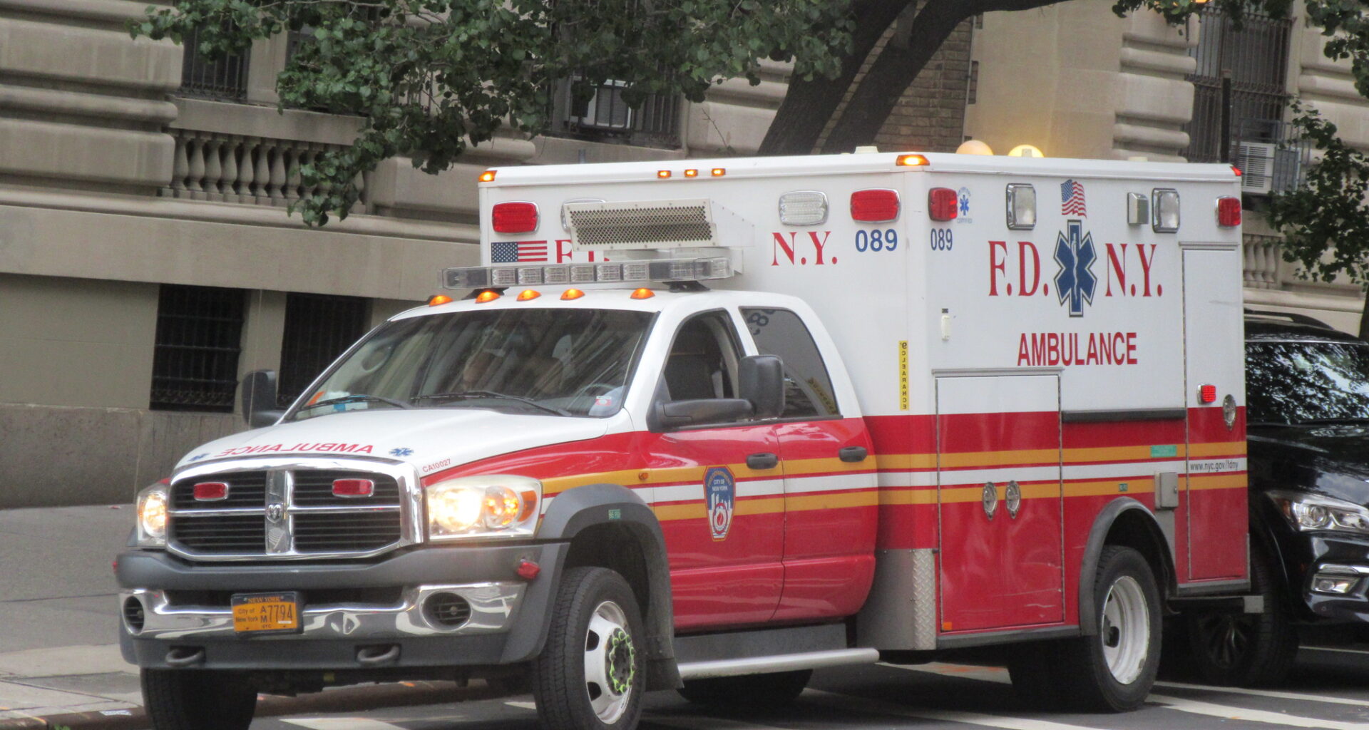 Norwood: Three Hospitalized after Crash on Mosholu Parkway & West Gun Hill Road