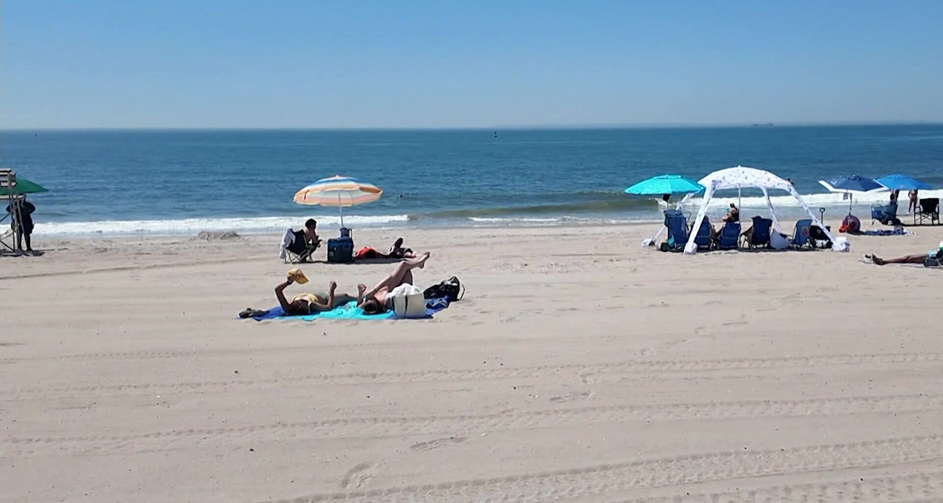 News 12 | Brooklyn | Extreme Heat And Dangerous Rip Currents Could Make Your Beach Day Risky