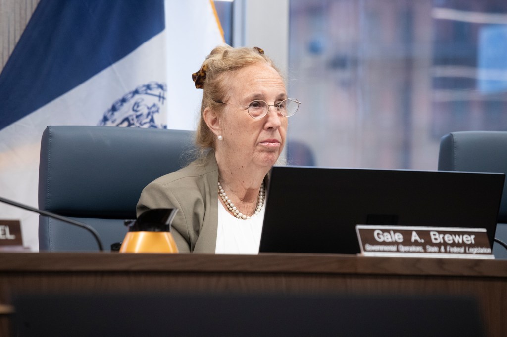 City Council mulls 18.2% pay raise for itself, other NYC politicians