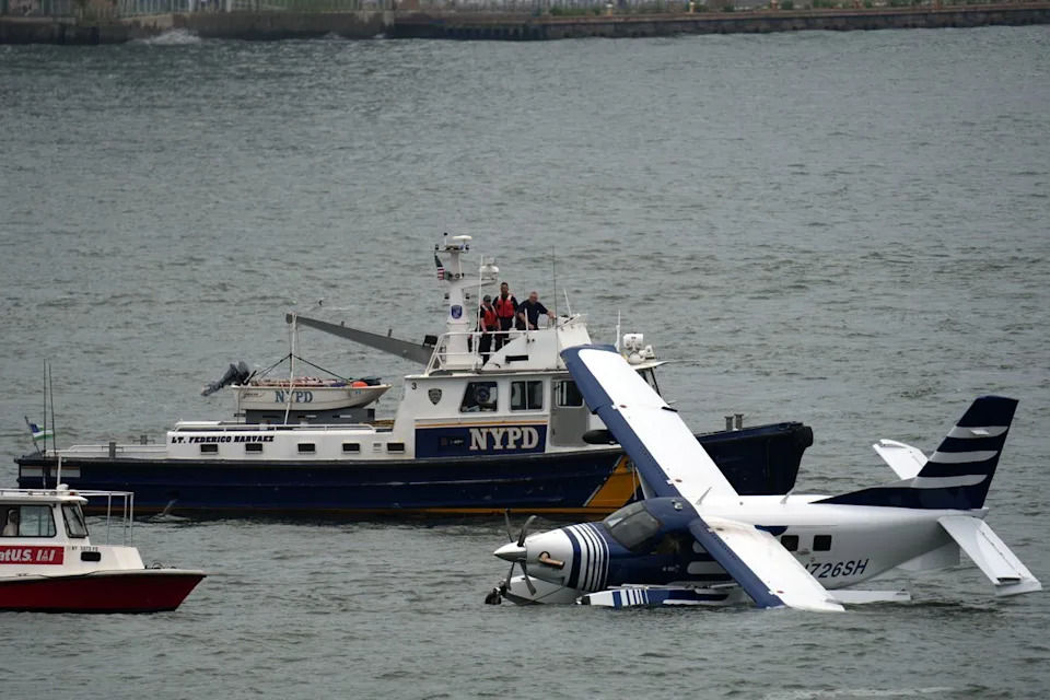 The aftermath of a seaplane crash in New York City's East River on July 5, 2026Credit: Ryan Murphy/Getty