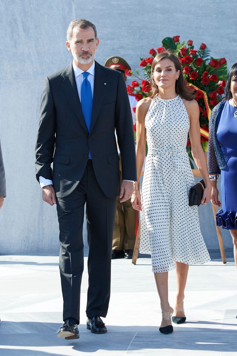 Queen Letizia previously wore one of her most memorable polka-dot dresses, inspiring comparisons to Infanta Sofía's latest look.