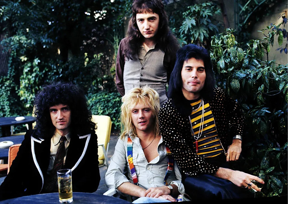 Brian May, John Deacon, Roger Taylor and Freddie Mercury of British rock group Queen at Les Ambassadeurs on September 8, 1976 in London, England. Anwar Hussein&sol;Getty Images