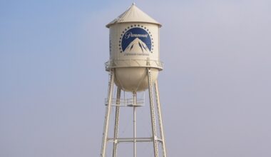 James: Judge pauses Paramount/Warner merger