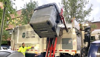 Empire trash bins due in Queens in ’27 |
