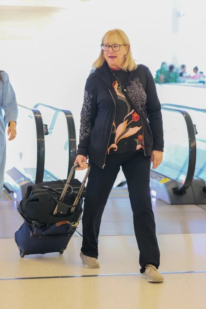 A source claimed Donna was picked up by one of Swift’s drivers and was taken directly to Madison Square Garden. BACKGRID