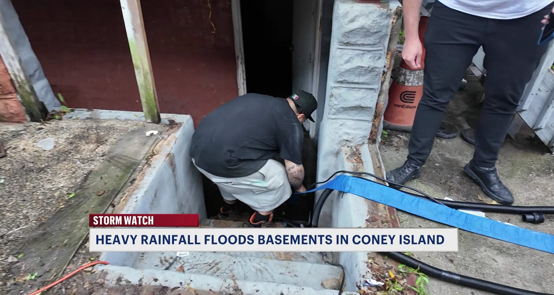 News 12 | Brooklyn | Heavy Rainfall Floods Basements In Coney Island