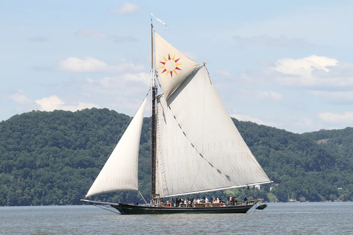 Pete Seeger’s Clearwater Sloop Ousted From NYC July 4 Parade of Tall Ships for ‘Political’ Banners Supporting Clean Water & Climate Solutions