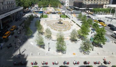 New pedestrian plaza opens on Fifth Avenue, offering concessions and public seating