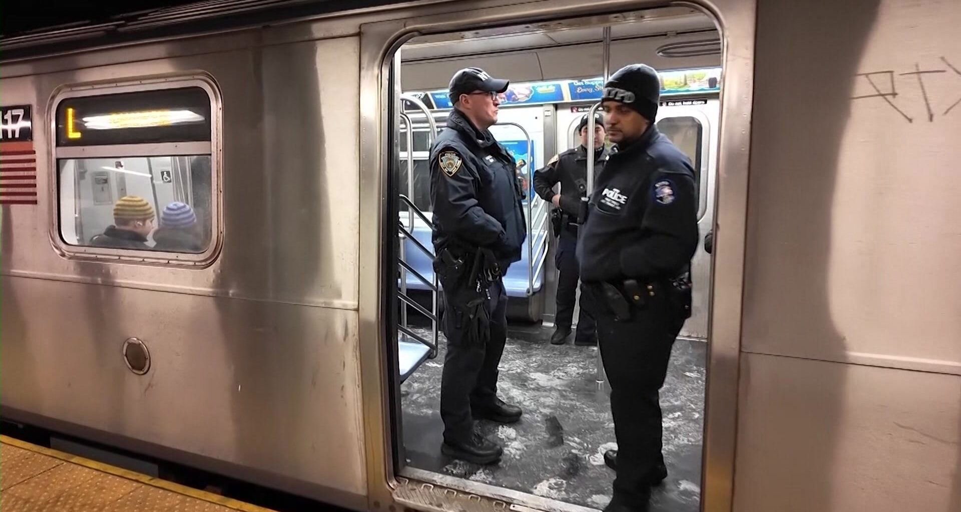 subwaysafetyBXBK_2025-12-18-22-24-29