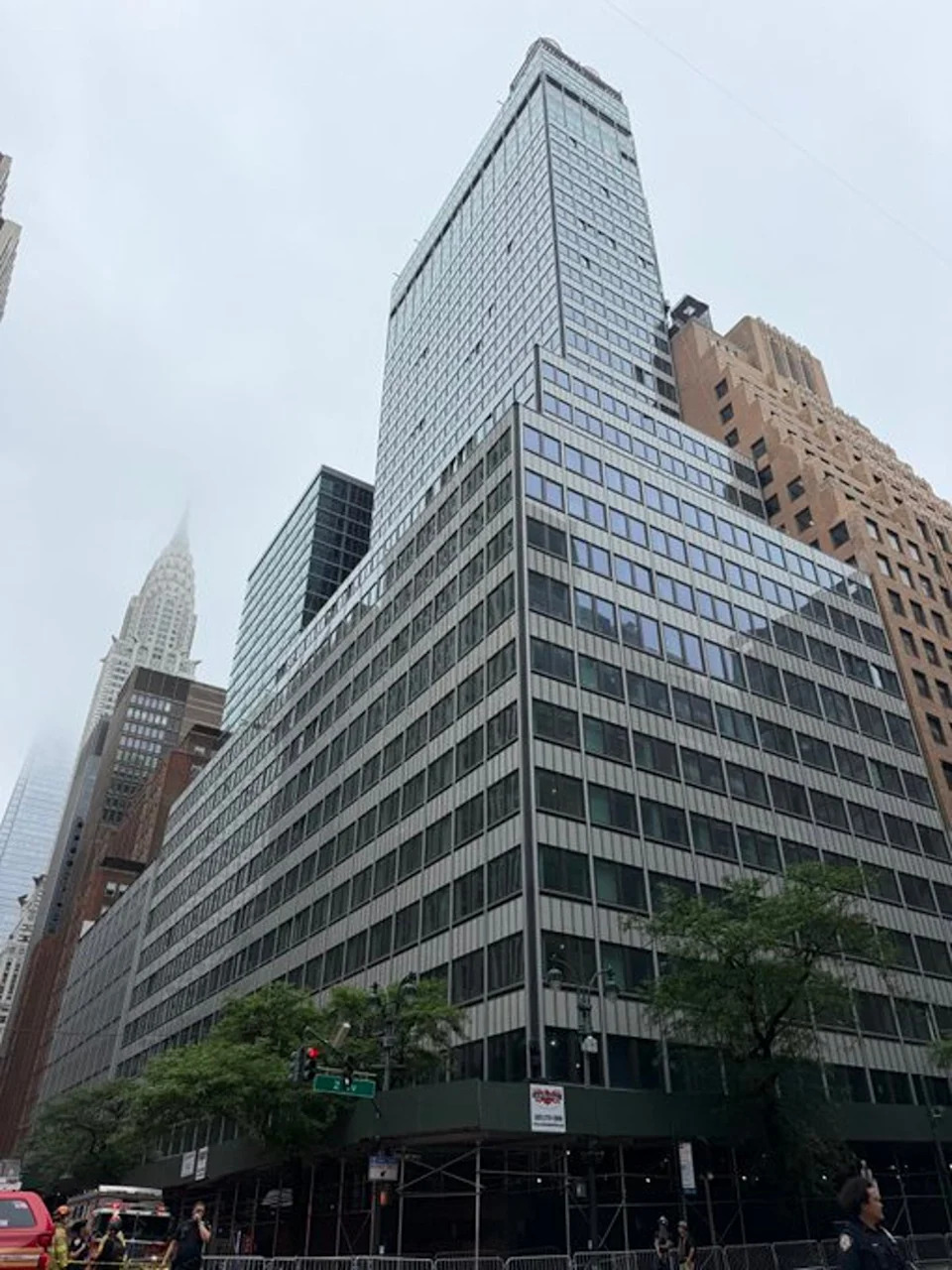 A high rise in Midtown East was evacuated over concerns that it would collapse (FDNY)