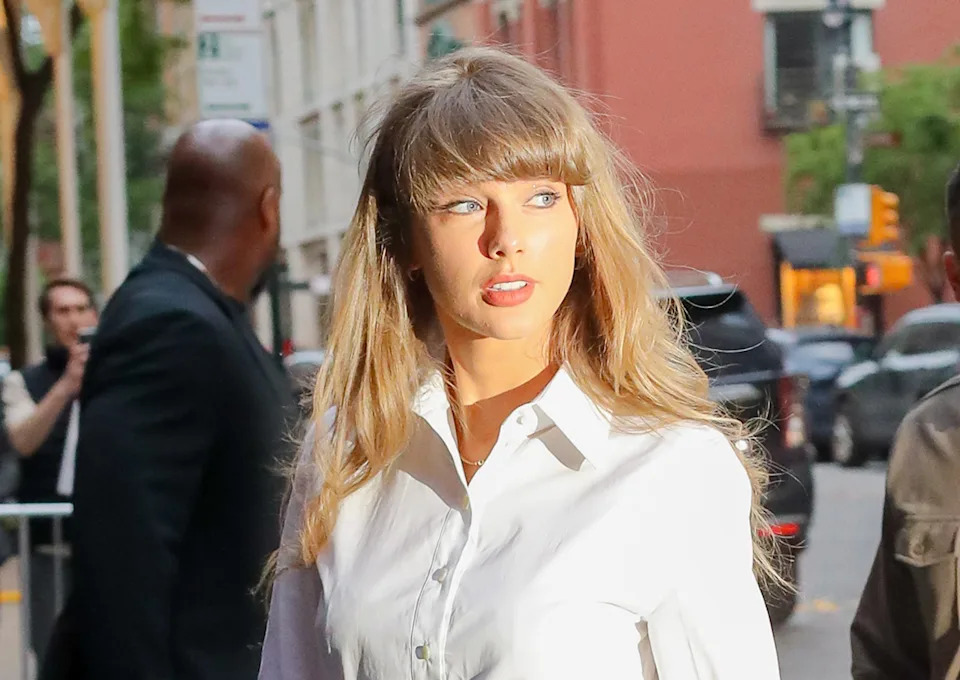 Taylor Swift Zero Bond NYC
