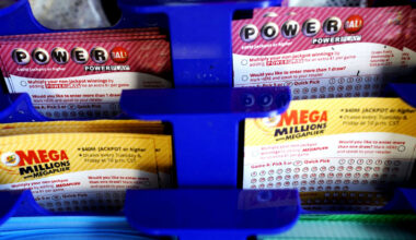 Mega Millions up to $800M for Tuesday, Powerball grows to $663M for Wednesday