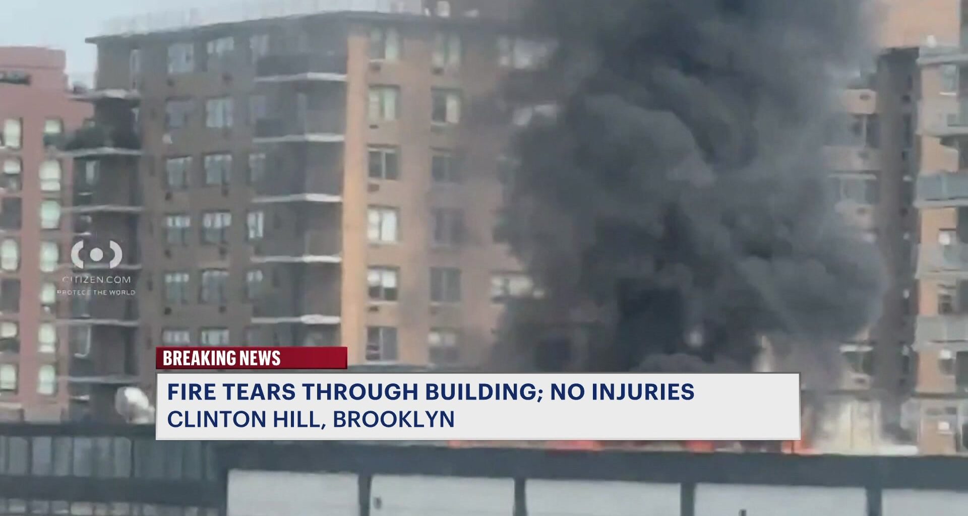 News 12 | Brooklyn | Citizen App Videos Show Heavy Smoke Flames Billowing From Clinton Hill Apartment