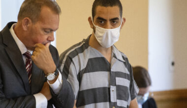 News 12 | Brooklyn | Man Convicted In Terrorism Trial Over The 2022 Stabbing Of Author Salman Rushdie