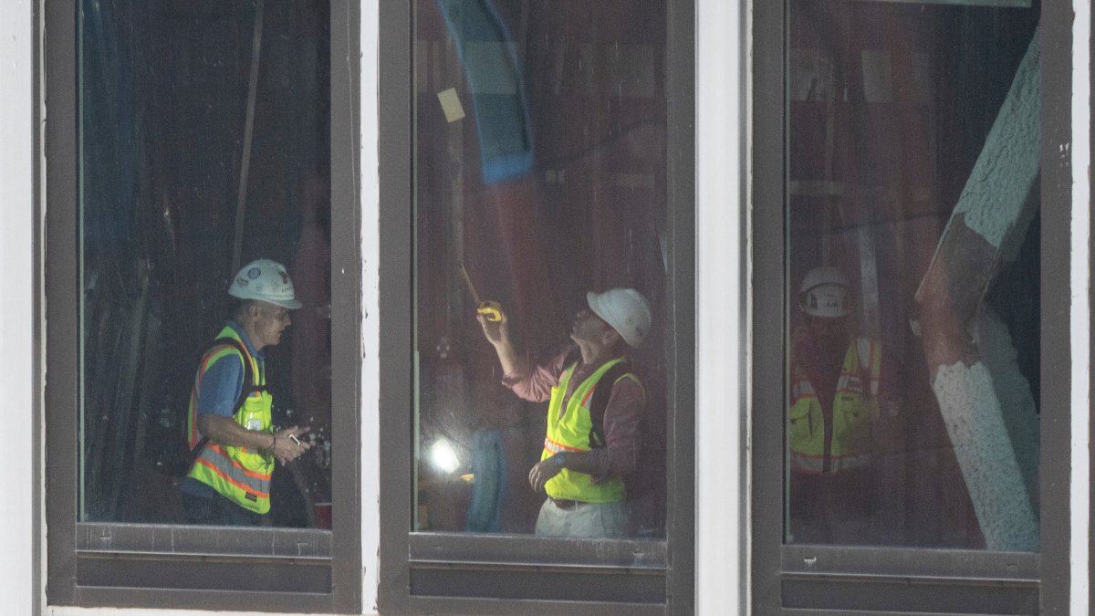 NYC construction scare shows challenges of office conversions – NBC New York