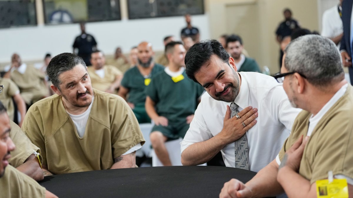 Mamdani attends World Cup watch party for Rikers Island inmates – NBC New York