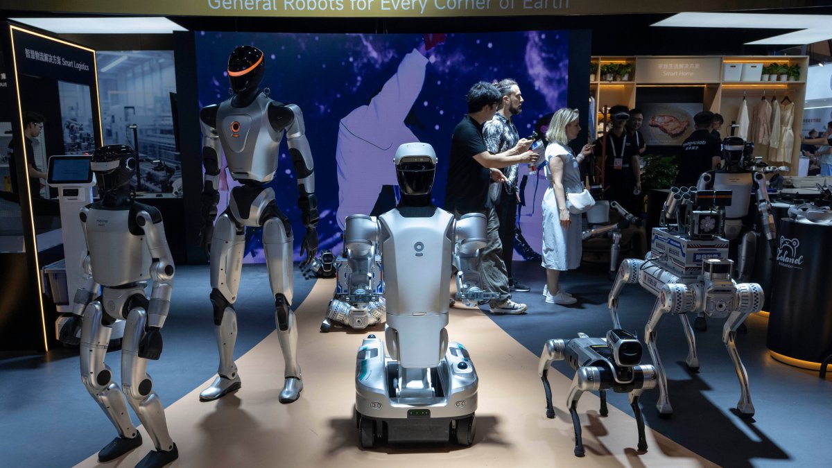 U.S. bans foreign-made humanoid robots, targeting China – NBC New York