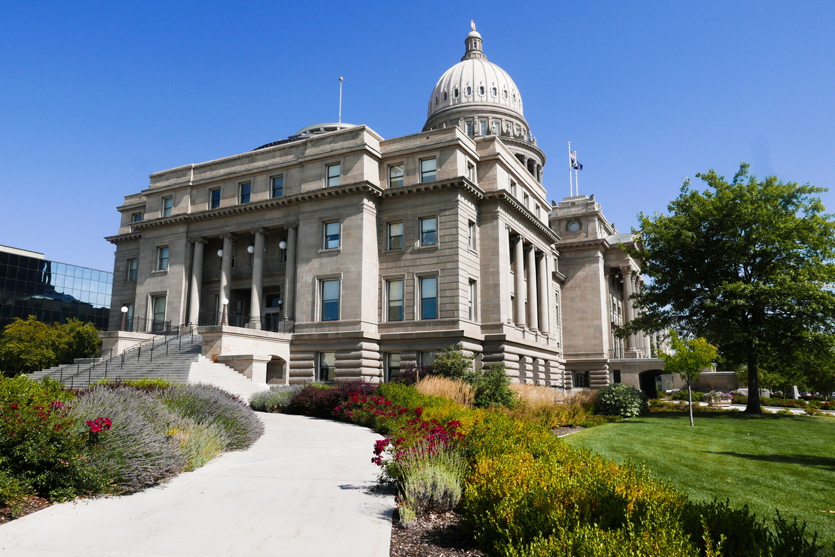 August 2026 Lobbying Disclosure & Campaign Finance Deadlines