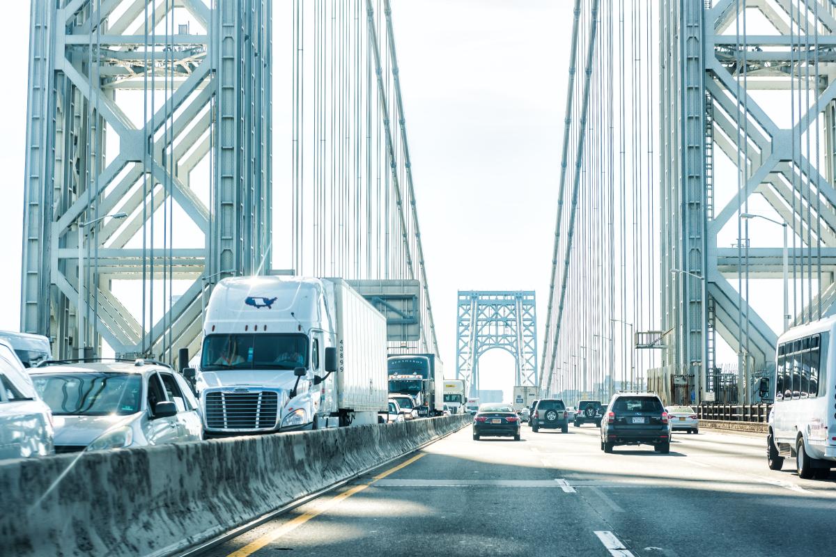 NYC driver wins $10.5M settlement after brain injuries from George Washington Bridge debris