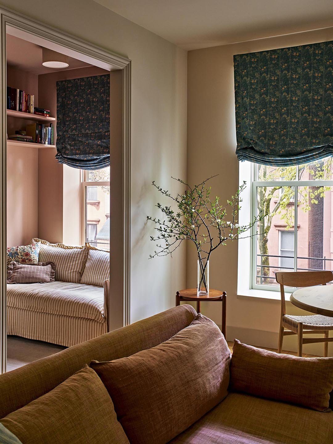 pink reading nook room