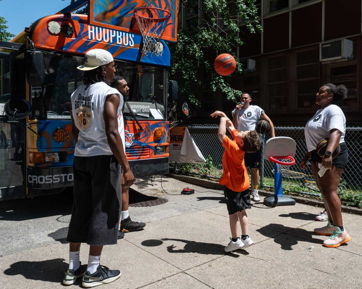 Basketball camp gives homeless New York City youth a strong start to summer • Brooklyn Paper