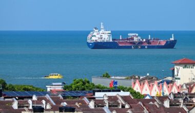 Why One Global Shipping Choke Point Isn’t a Blueprint for Another