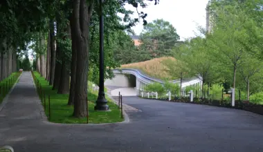 Brooklyn Botanic Garden Visitors Center