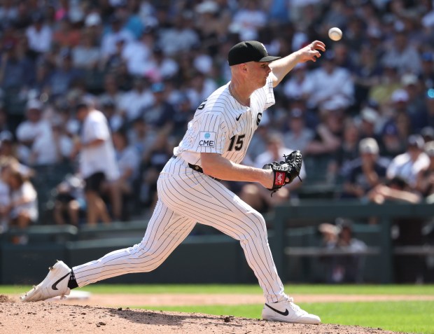 Chicago White Sox pitcher Sean Newcomb (15) delivers to the New York Yankees in the eighth inning Thursday, July 30, 2026, at Rate Field. (Brian Cassella/Chicago Tribune)