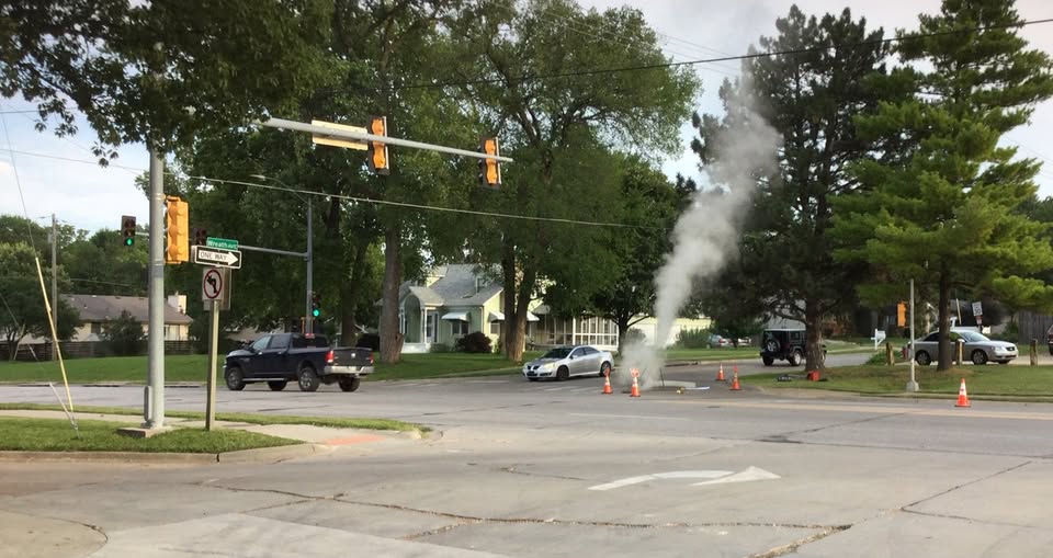 City continues sewer pipe lining work at three Manhattan locations