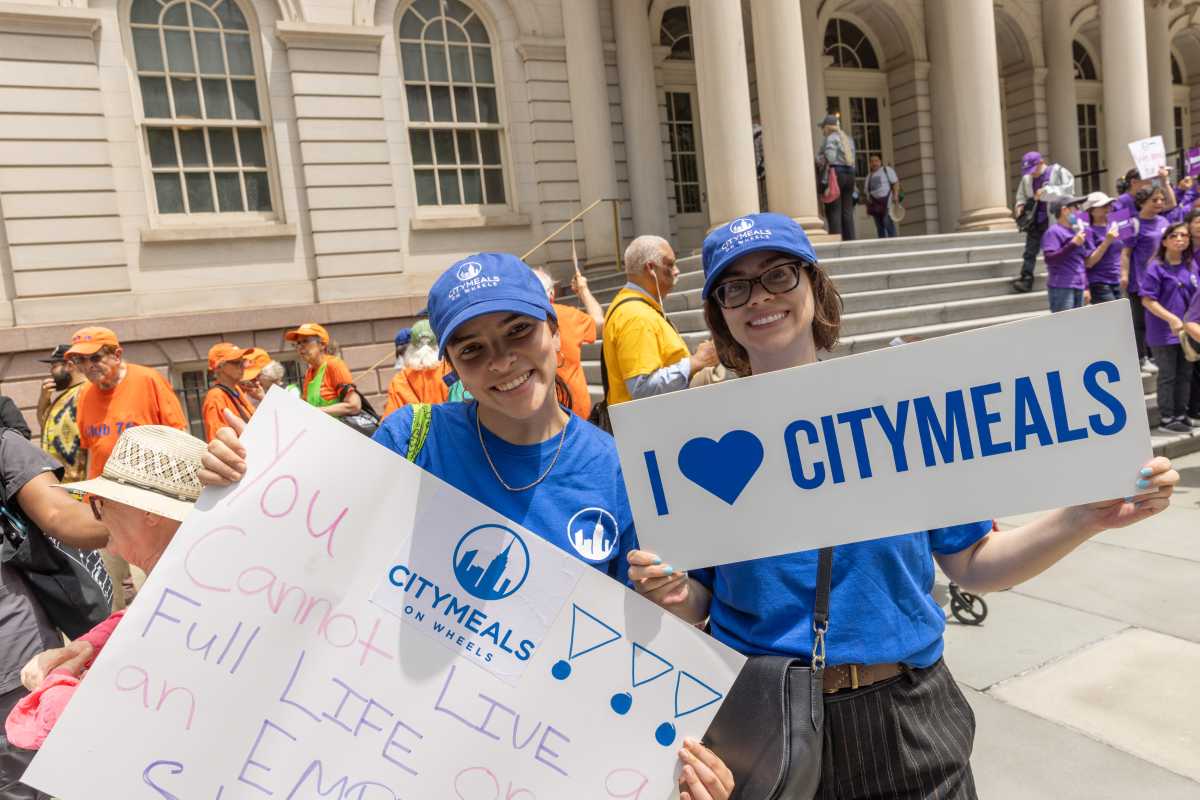 Ed | The people who built Queens’ food scene shouldn’t go hungry – QNS