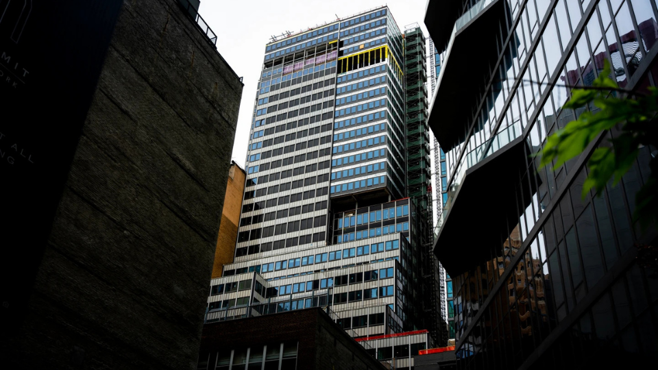 Union Steamfitters prevent catastrophic midtown Manhattan building crash