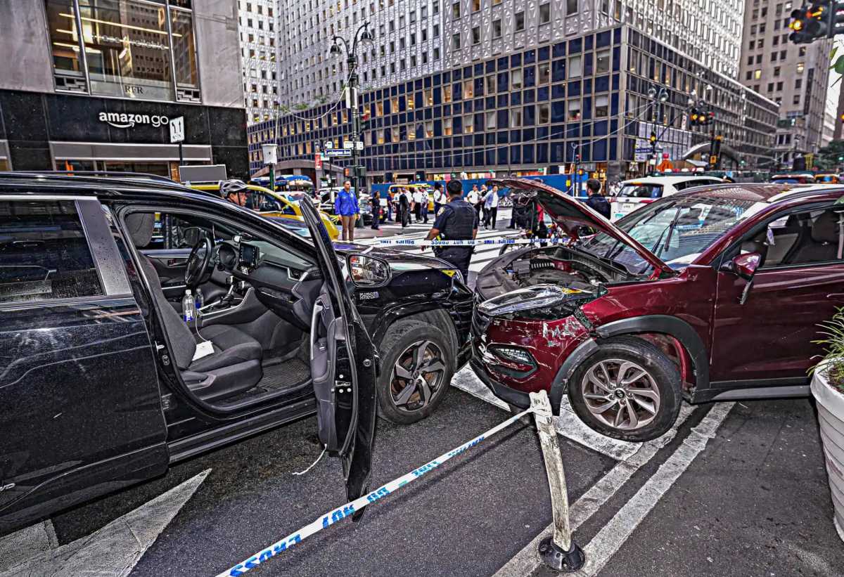 Vision Zero: NYC pedestrian traffic deaths hit record low for first half of this year, DOT data