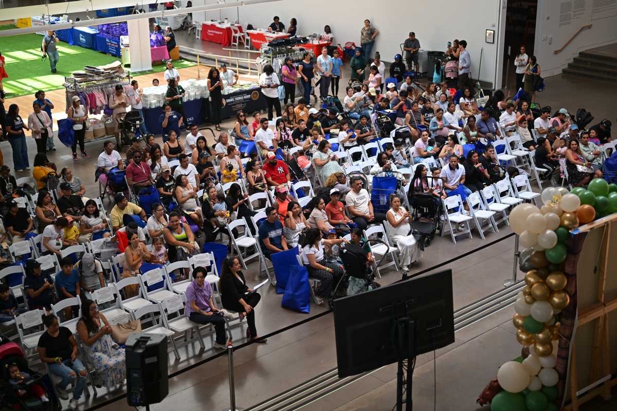 AM Hooks, CM Thomas-Henry host community baby shower – QNS
