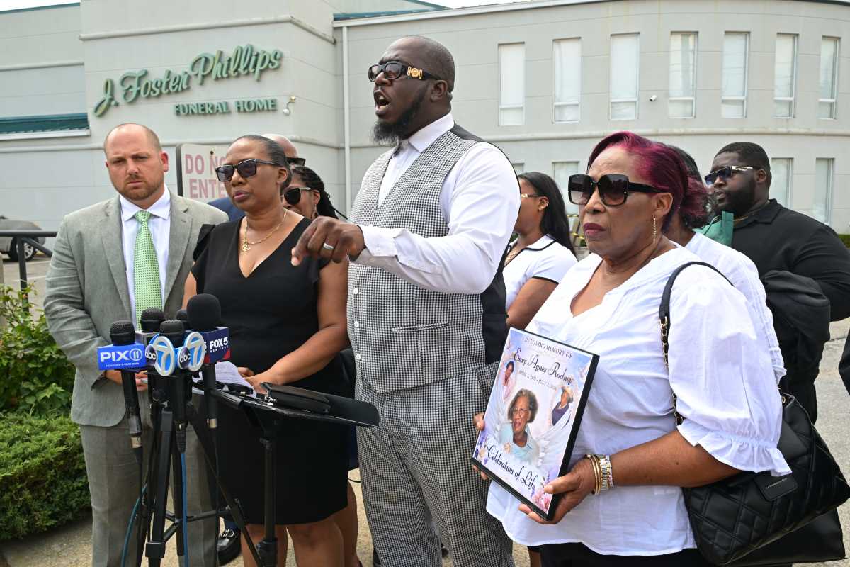 ‘We have no closure’: Southeast Queens family demands justice from Jamaica funeral home after wrongful cremation of 93-year-old matriarch’s remains