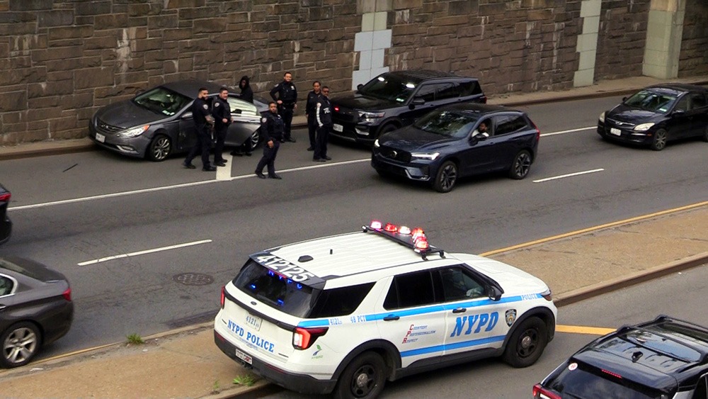 Bronx Park: Hit ‘n Run Driver Sought in Fordham Road Fender-bender
