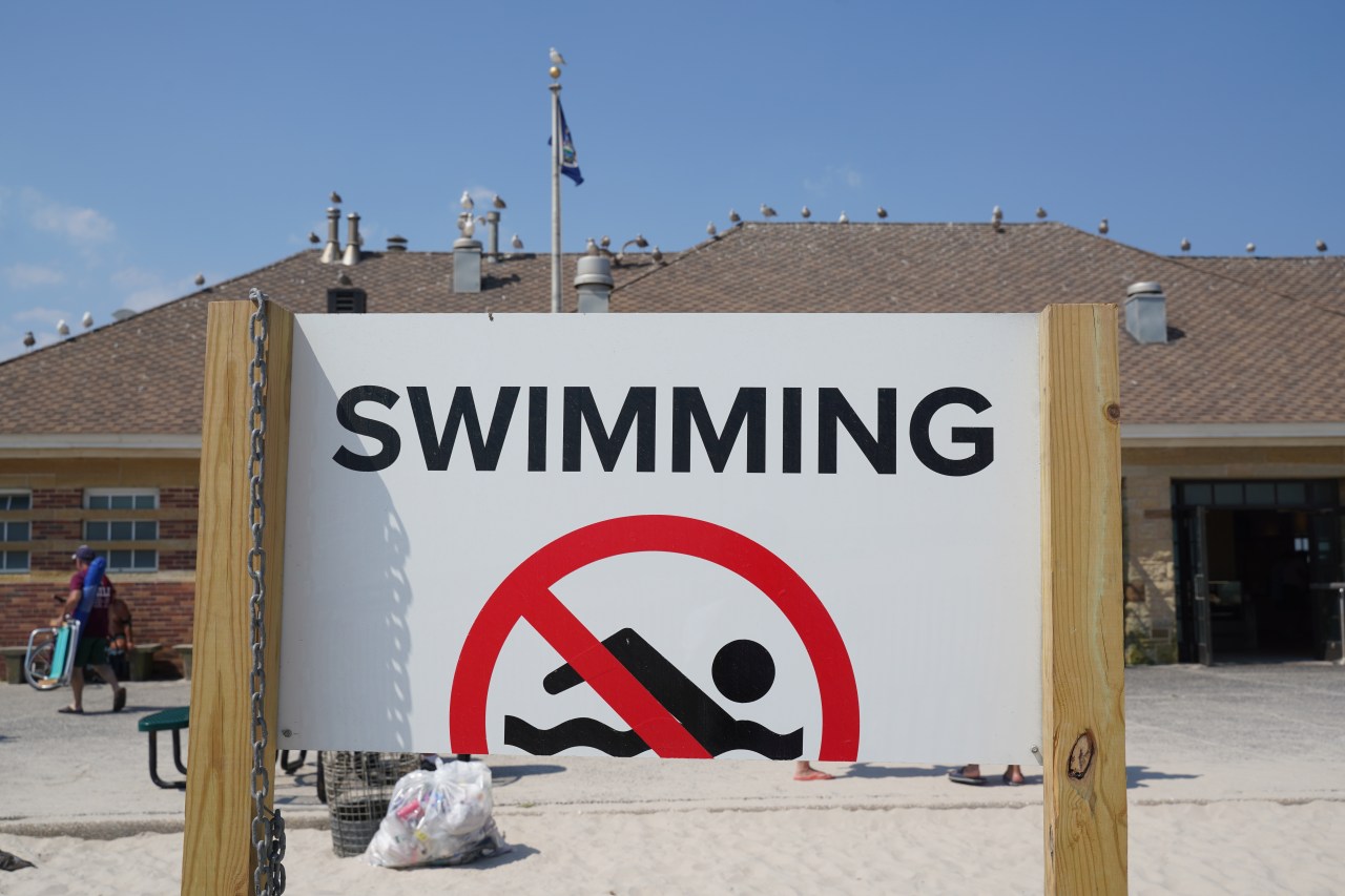 NY beaches closed ahead of hot stretch