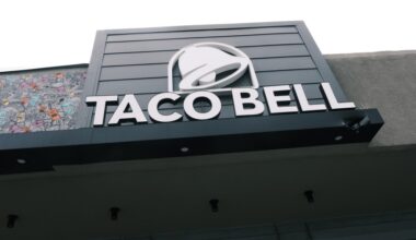 Taco Bell offers $1 lettuce-free enchirito to win back customers – The Oakland Press