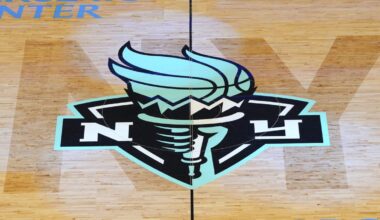Liberty-Wings game postponed after New York sat on tarmac for 12 hours