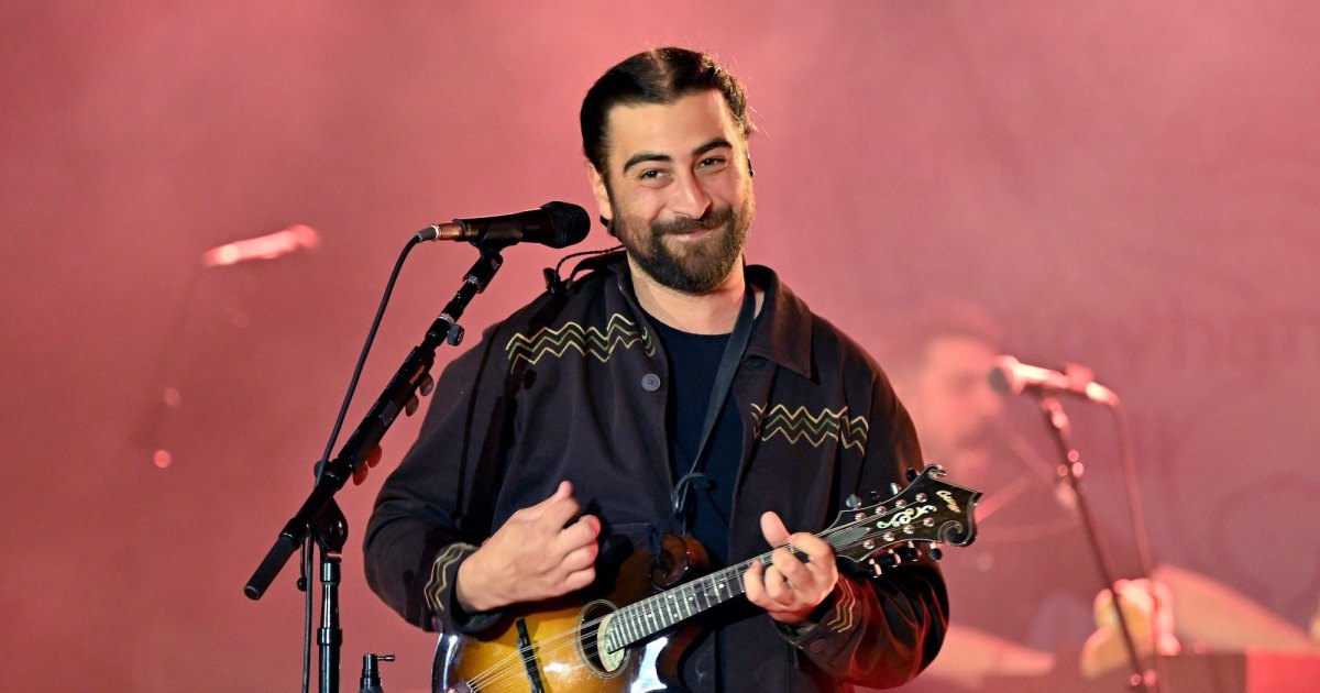 Noah Kahan Breaks Silence After Cancelling New York Show