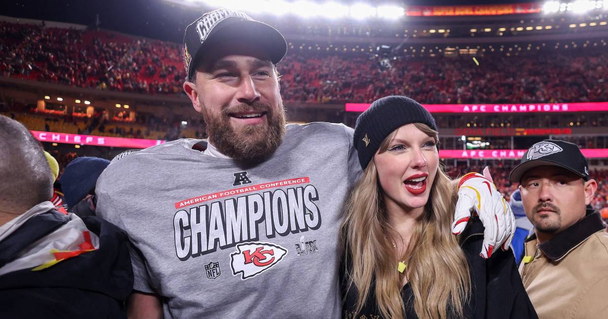 Taylor Swift and Travis Kelce's Pals in NYC Before Wedding