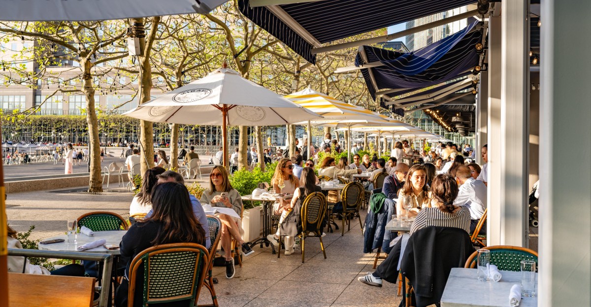NYC Proposes Outdoor Dining Application Changes for November Ballot